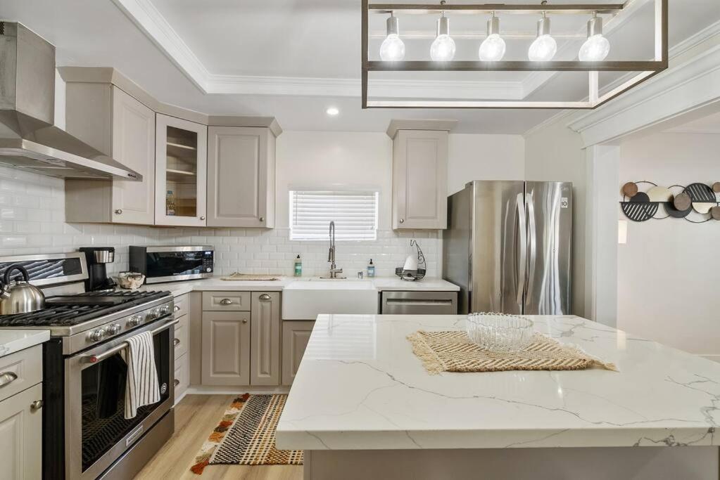 Central La Hub Nearby Dodgers, Pasadena & Downtown Лос Анджелис Екстериор снимка